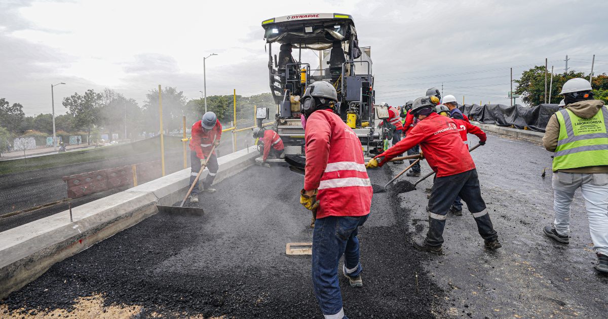 Avance del puente de la calle 153 con autopista Norte en Bogotá 
