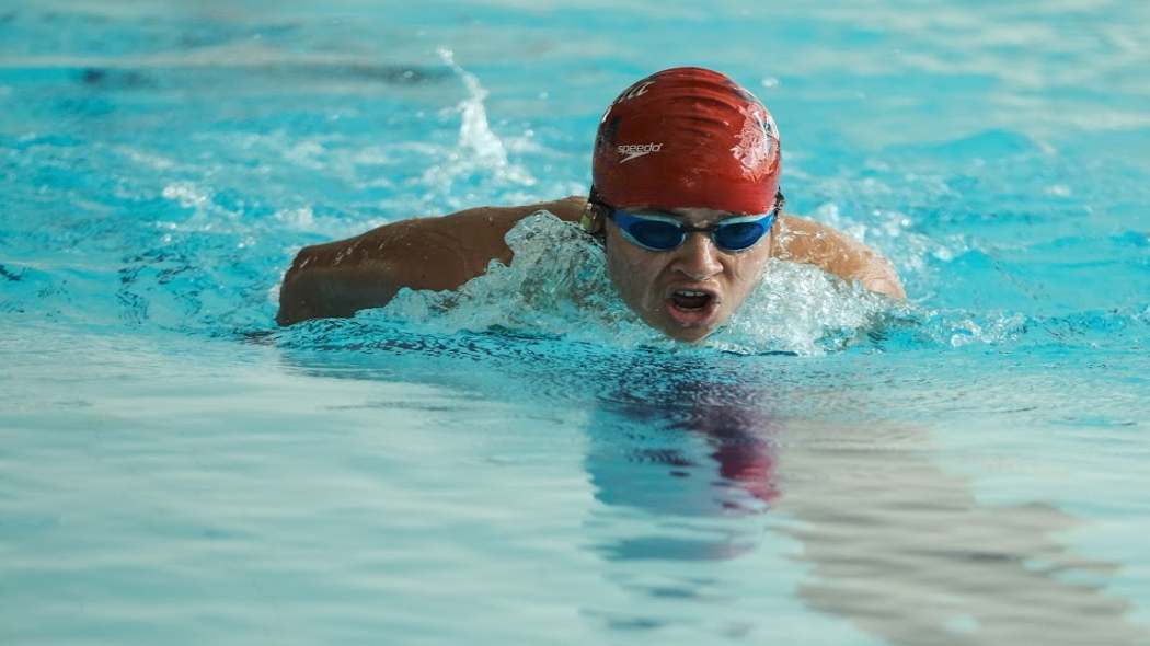 Nadador paralimpico