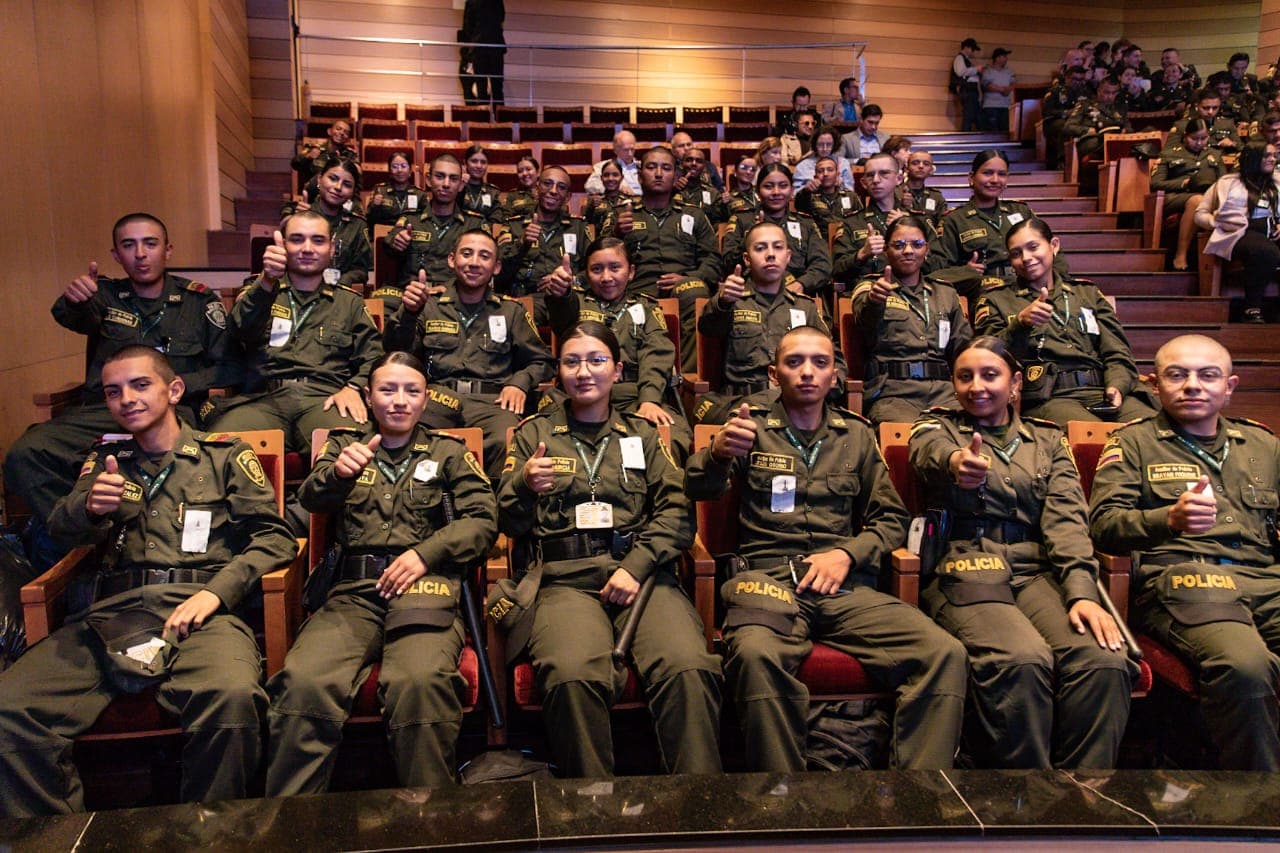 Programa Vincularte apoyará capacitación de 500 nuevos policías Bogotá