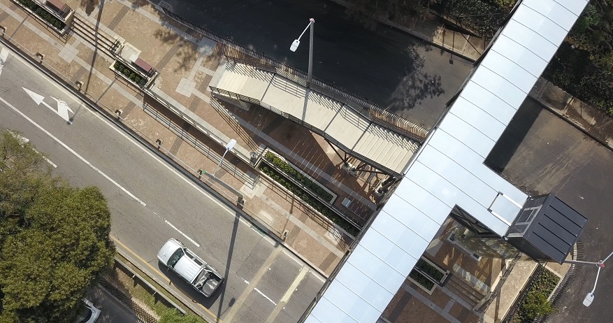 Nuevo puente peatonal en la Circunvalar con Calle 70 - Foto: Comunicaciones IDU