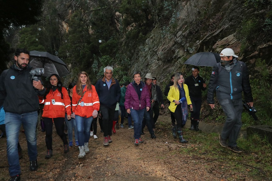 Alcaldía solicita a la CAR que mantenga abierto sendero a la Quebrada La Vieja - Foto: Comunicaciones Alcaldía / Diego Bauman 