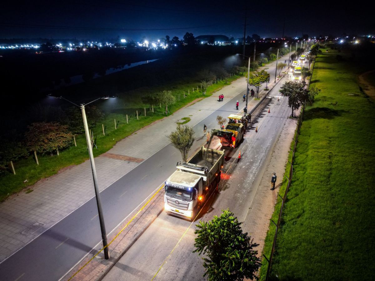 Obras mejoramiento vial en entrada a Suba por la calle 80 Bogotá