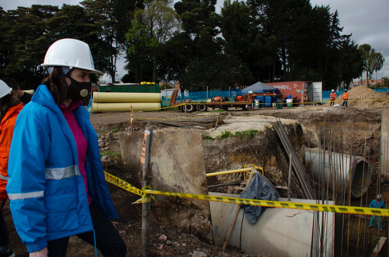  Cierre de 200 conexiones contaminantes en el Humedal Juan Amarillo - FOTO: Prensa Acueducto