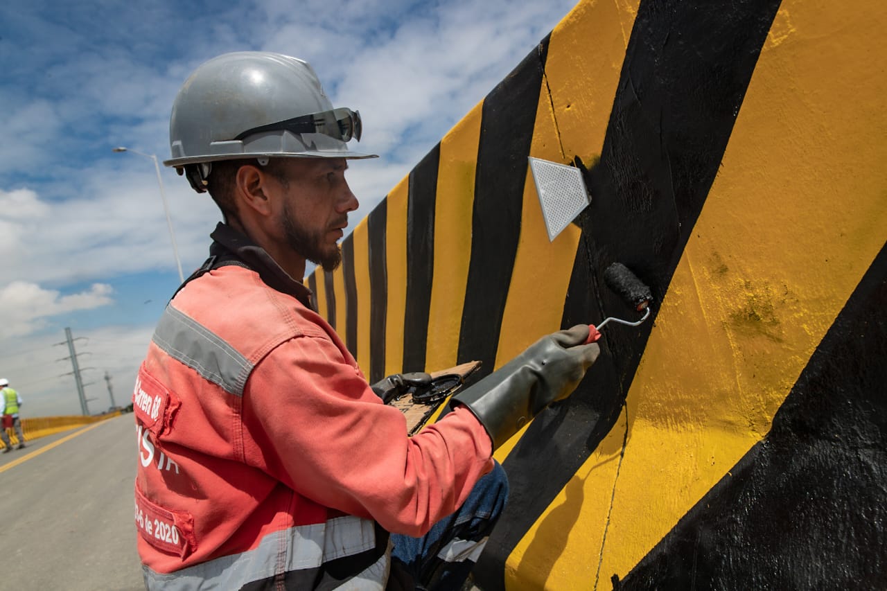 Retocando detalles del puente de la tercera con 68