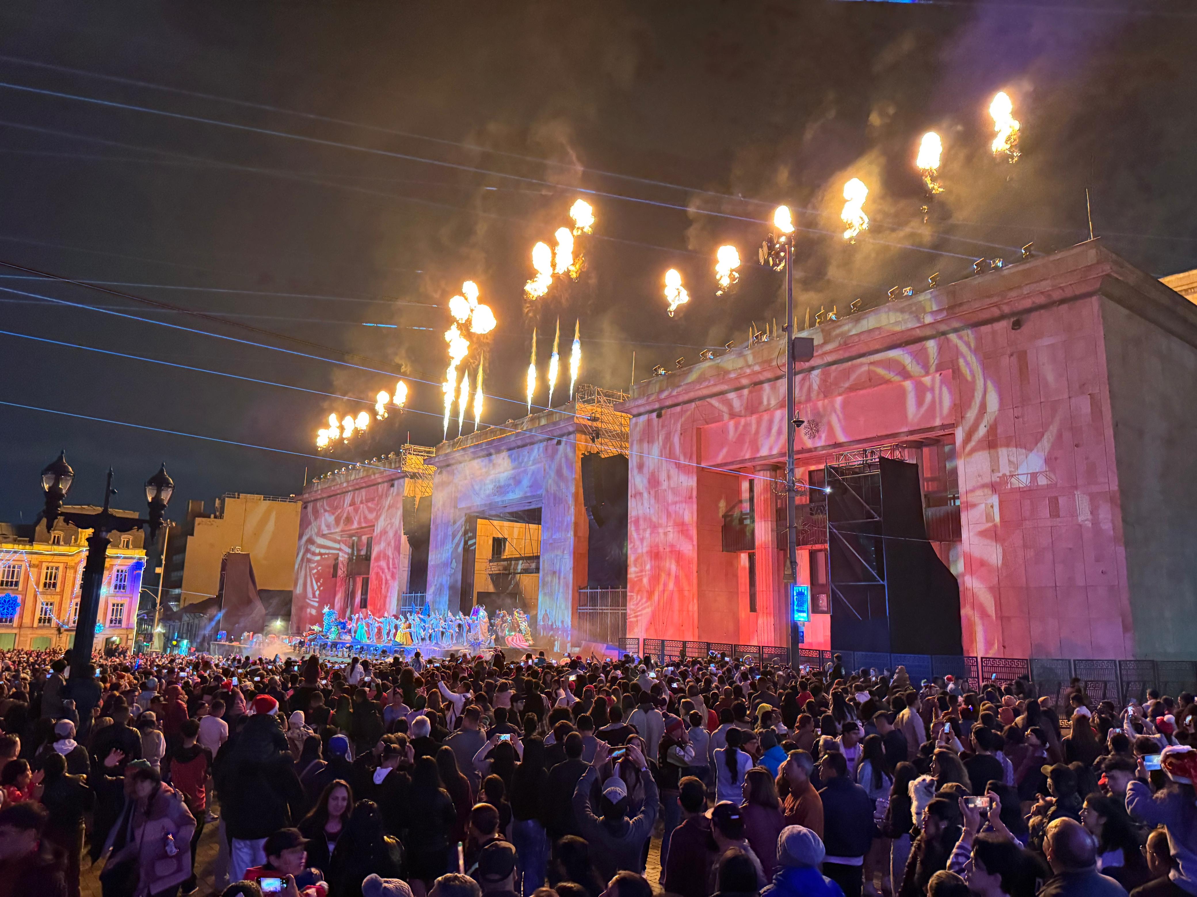 La Plaza de Bolívar se llenó de la Fiesta de la Vida