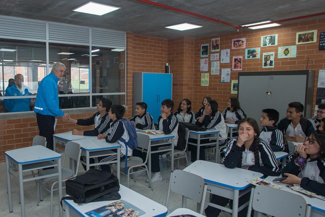 Jornada única en los colegios oficiales de Bogotá 