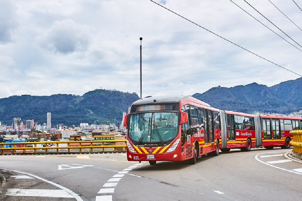 La Secretaría de Ambiente señaló que TransMilenio solo emite el 1,8 % del material particulado en Bogotá - Foto: Alcaldía de Bogotá.