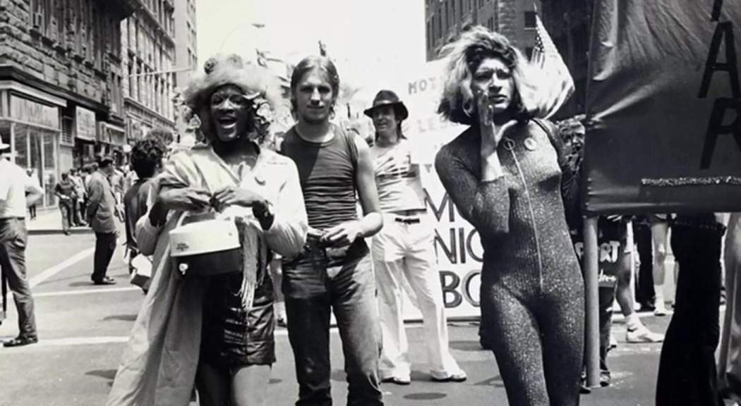 Foto de archivo de las protestas luego de la revuelta en el bar Stonewall.