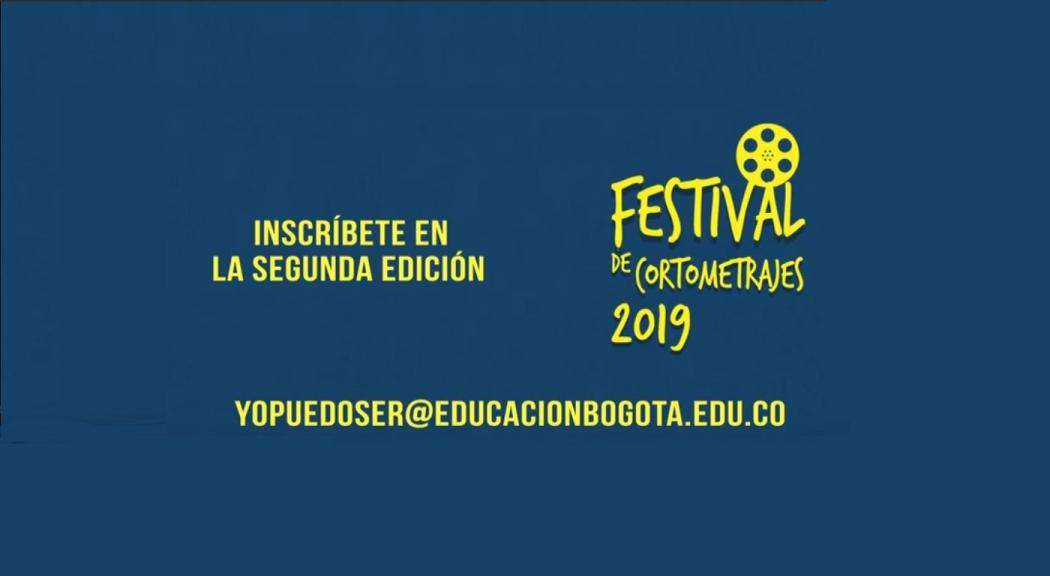 Imagen de fondo azul con el título del Festival de Cortometrajes 2019