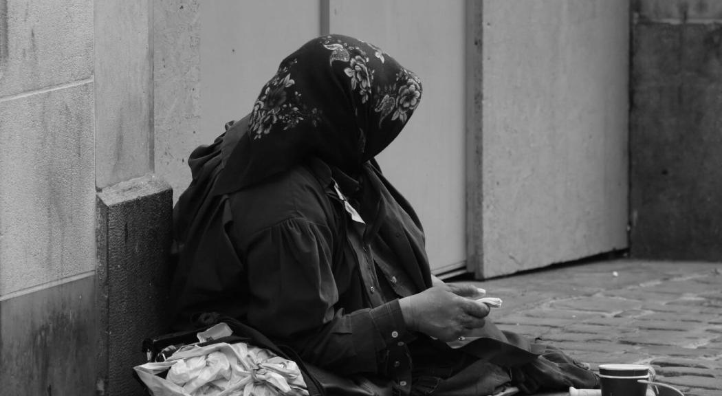 Imagen de una mujer habitante de calle