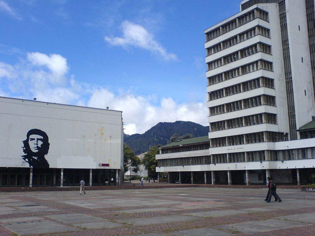 Imagen de la Plaza del Ché, Universidad Nacional