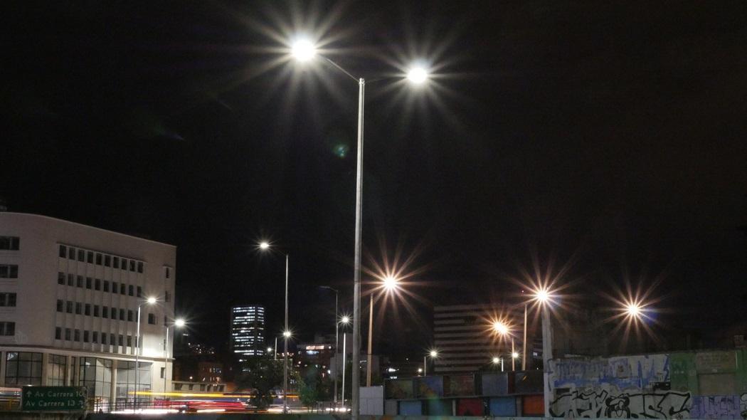 Bogotá es hoy una ciudad mejor iluminada