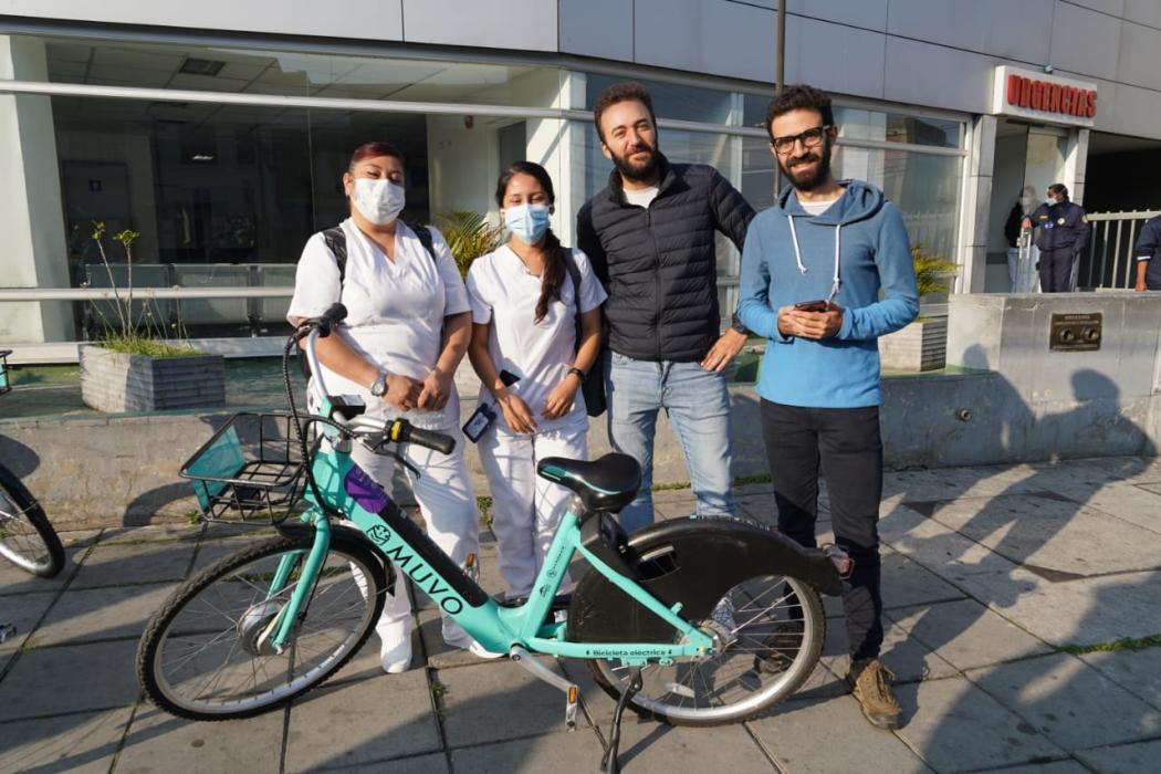 Así fue la donación de bicicletas para el personal médico.