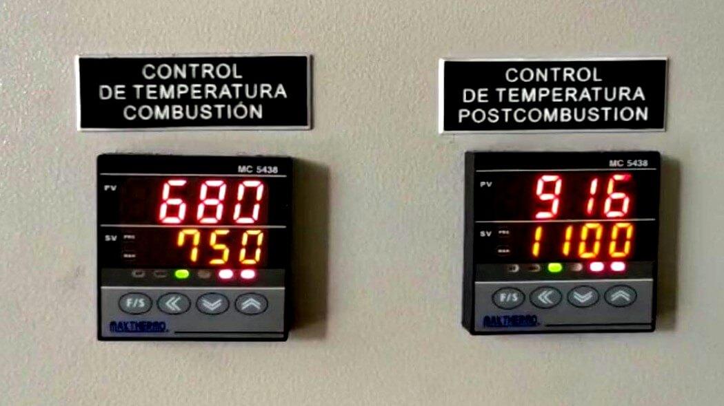 Imagen del control de temperatura en el horno crematorio de Fontibón.