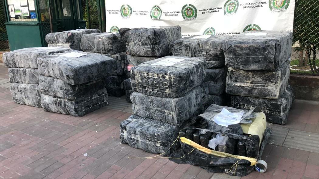 El cargamento de marihuana estaba organizado en 50 pacas.