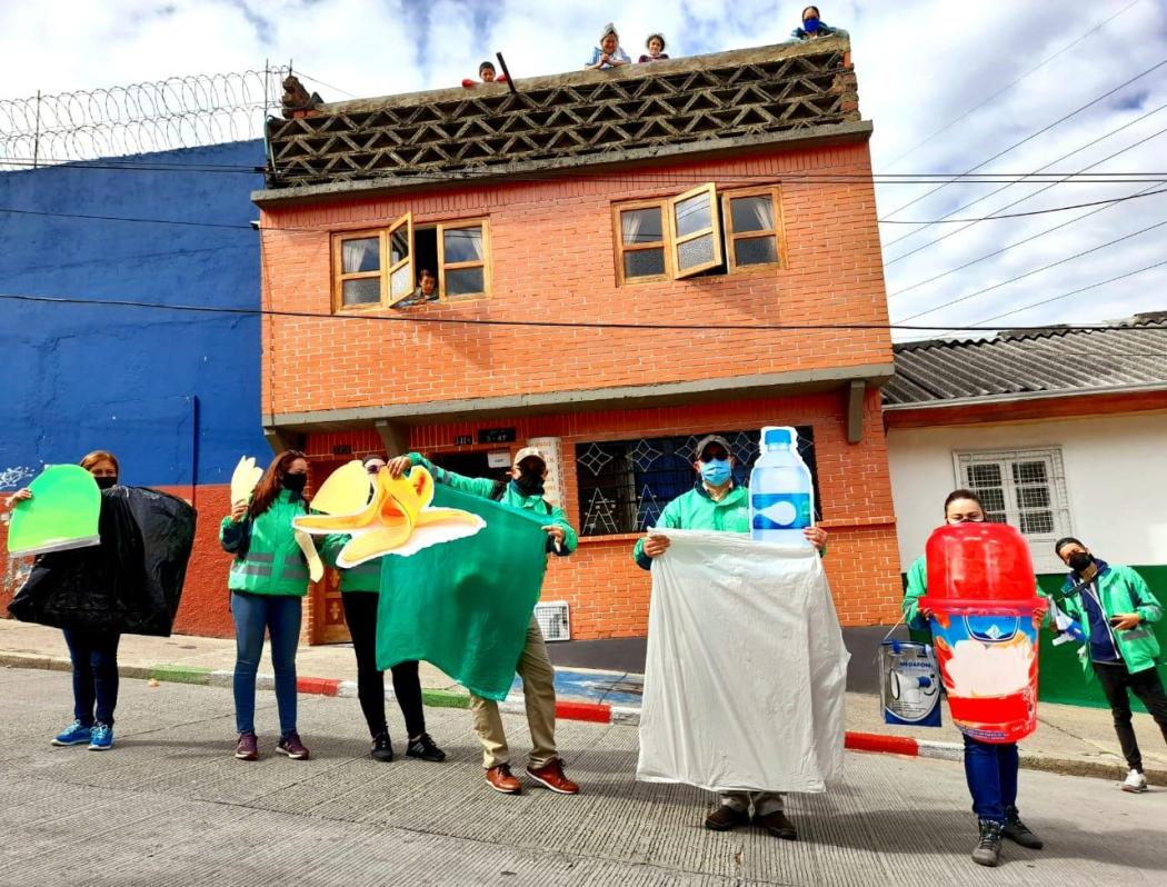 La UAESP recorre las calles de Bogotá para promover entre la ciudadanía la importancia de separar los residuos en la fuente