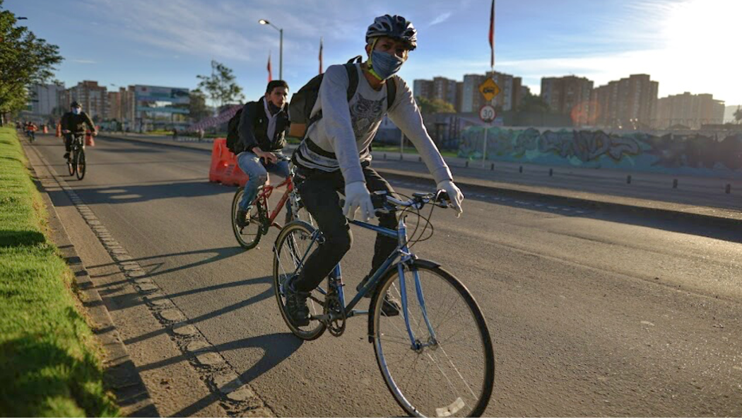 La red de 585 kilómetros de ciclorrutas de Bogotá se encuentra habilitada para el regreso a clases