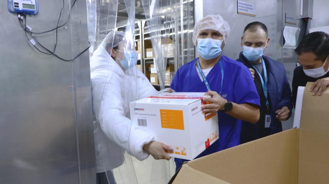 Bogotá recibió 12.026 vacunas del laboratorio Sinovac