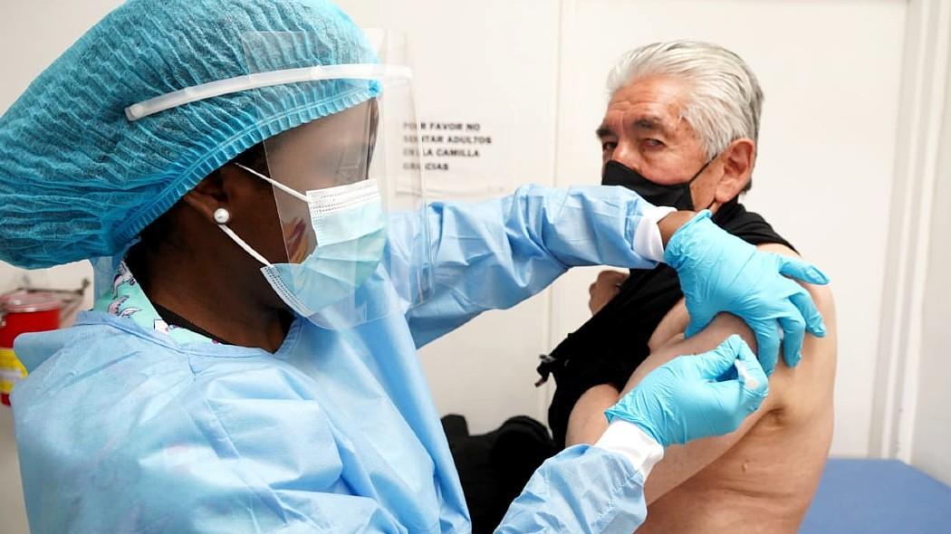 Vacunación contra el COVID-19 en Bogotá