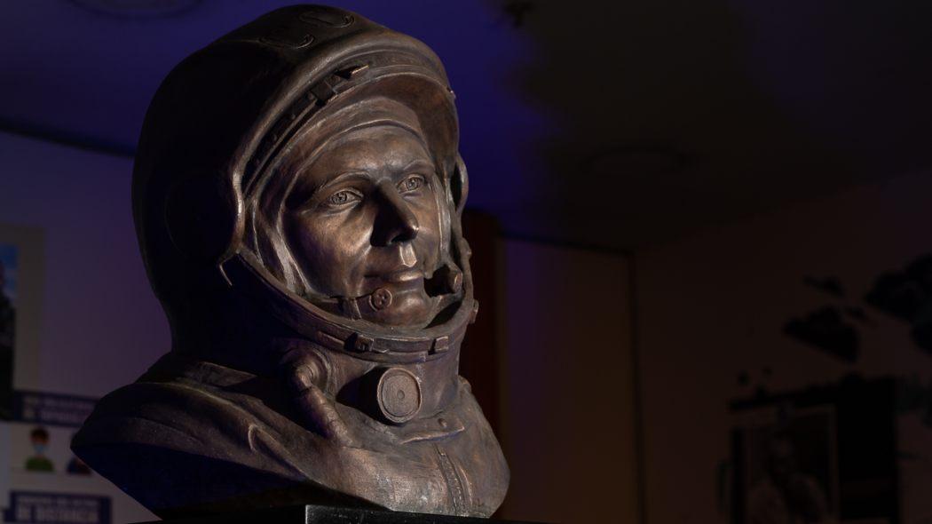 Escultura de Yuri Gagarin 