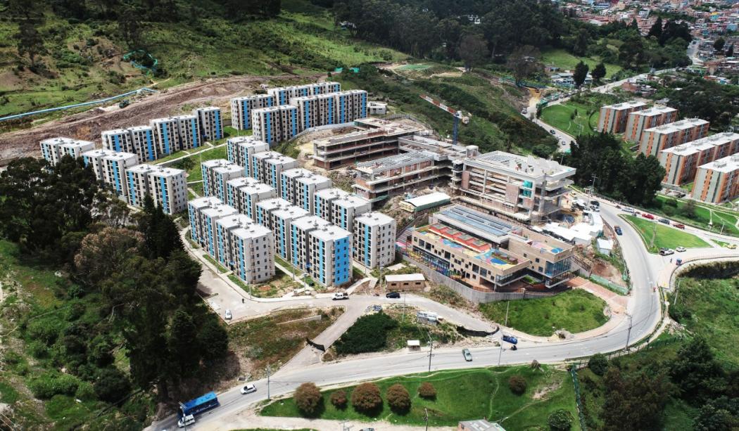 Arboleda Santa Teresita se convertirá en el hogar para 1.032 familias que vivían en zonas de alto riesgo no mitigable .Foto: Caja de vivienda Popular