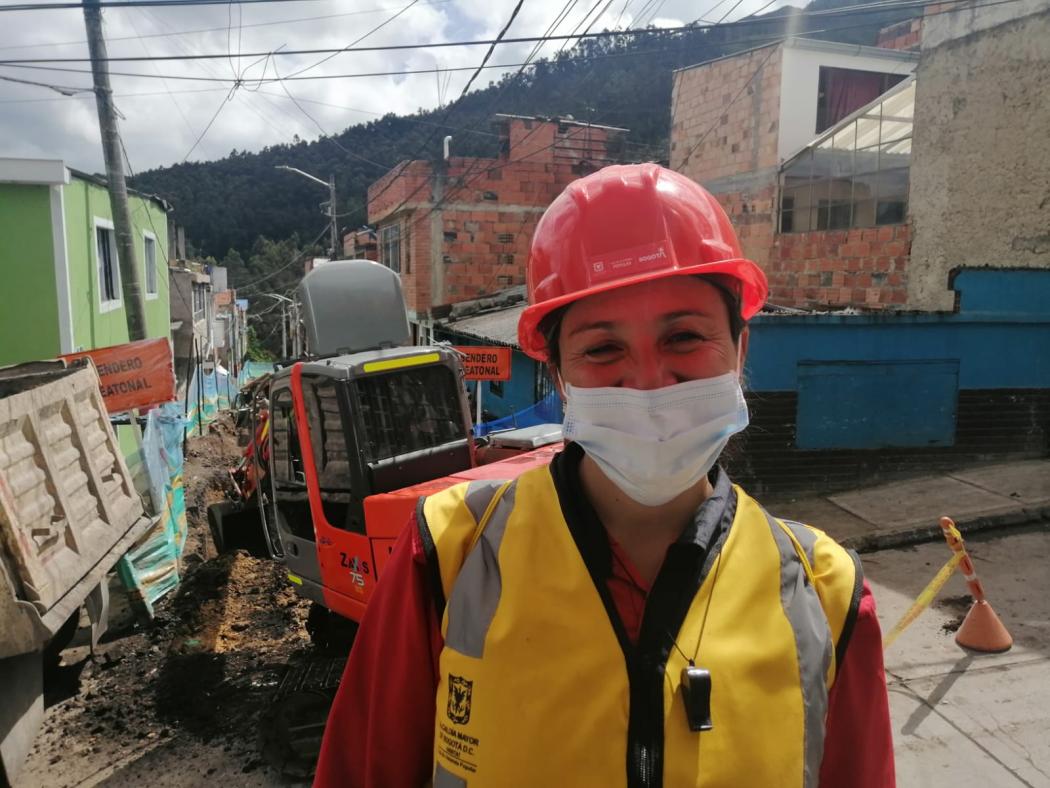 Mujeres en obras que se adelantan por parte del Distrito en Bogotá