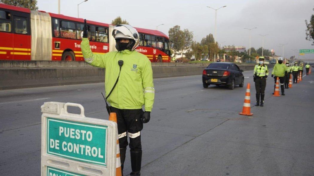 A través las cuentas oficiales @BogotaTransito y @SectorMovilidad en Twitter, se estará informando en tiempo real el estado de los principales corredores viales de la ciudad. Foto: Prensa Sector Movilidad.