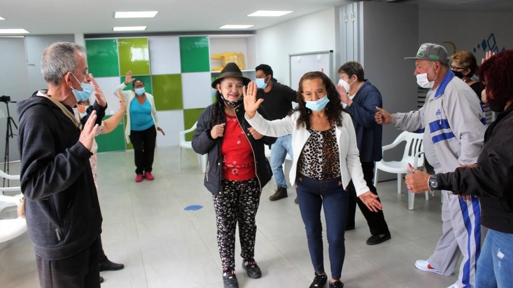 Centro Día Sierra Morena crea obra de teatro con adultos mayores