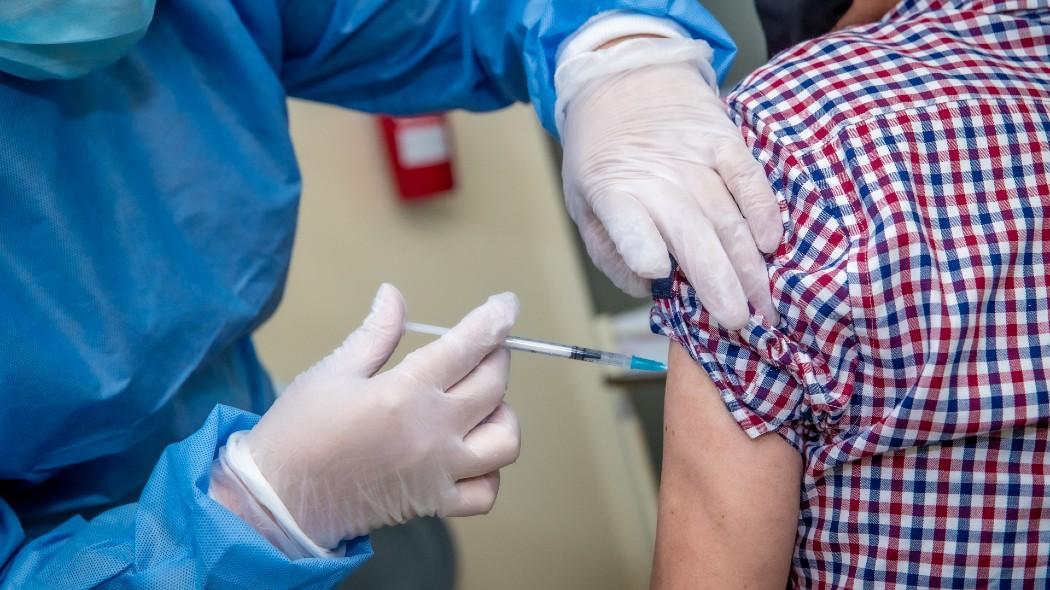 En Bogotá hay vacunas Moderna para primeras, segundas dosis y refuerzo