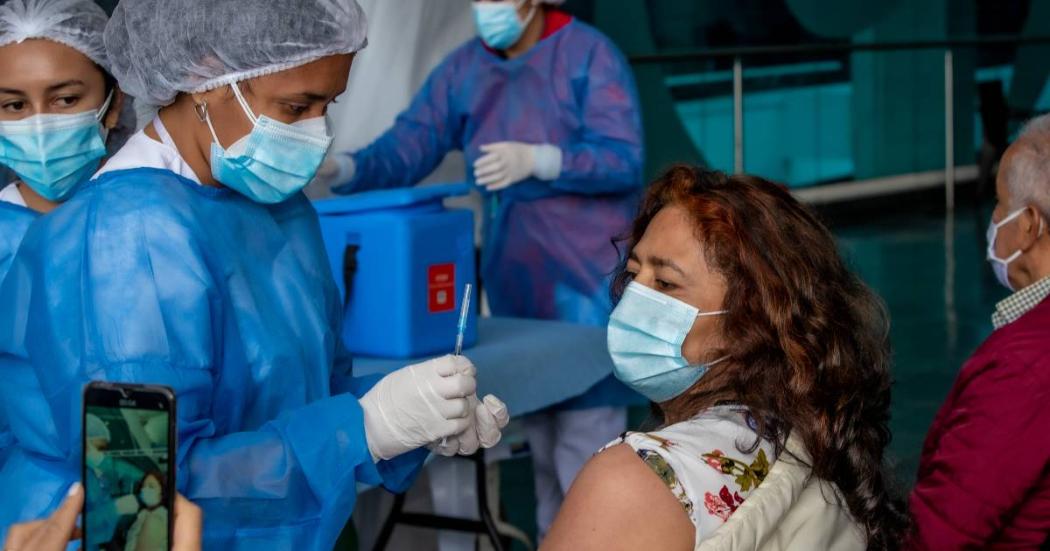 Puntos de vacunación contra COVID-19 hoy 17 de febrero de 2022, Bogotá