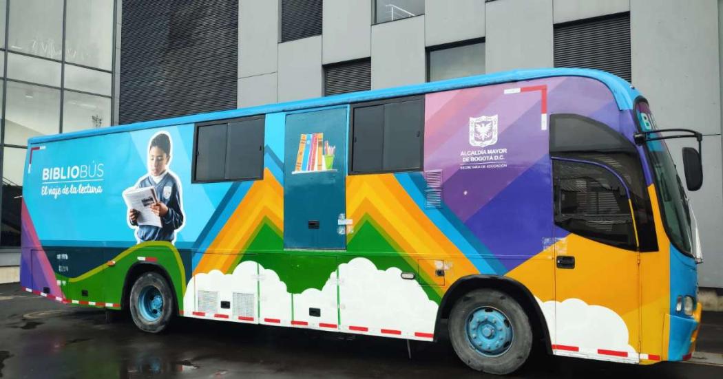 El BiblioBús estará presente en la Feria del libro en Bogotá 2022 