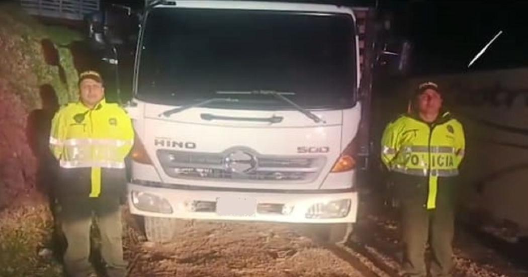 La Policía recuperó un camión y se capturó a tres personas en Usme 