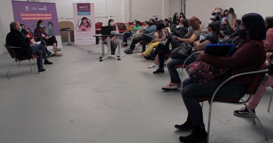 Empleo y formación para las mujeres migrantes residiendo en Bogotá