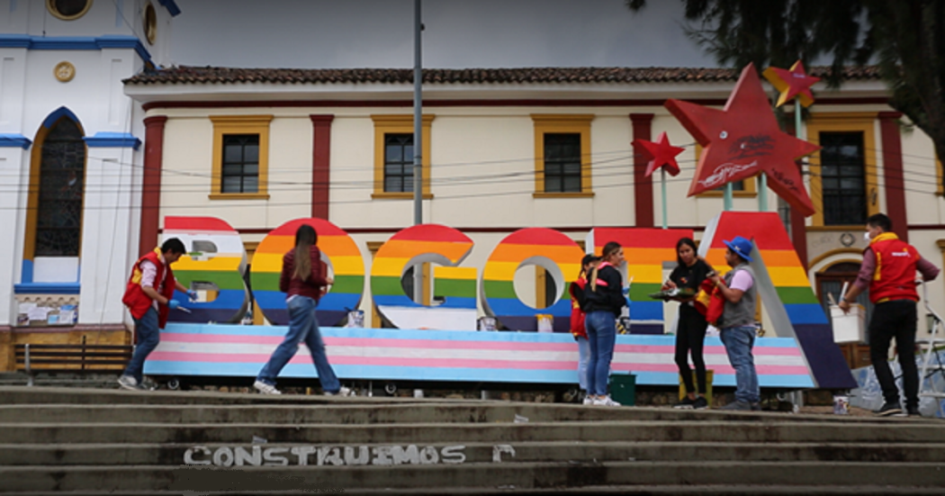 Alcaldía de Suba izó banderas del orgullo LGTBI y del orgullo Trans
