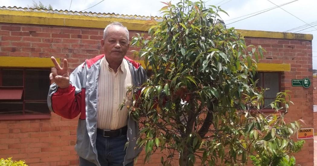 Jardinero de 70 años promueve campañas para cuidar la naturaleza