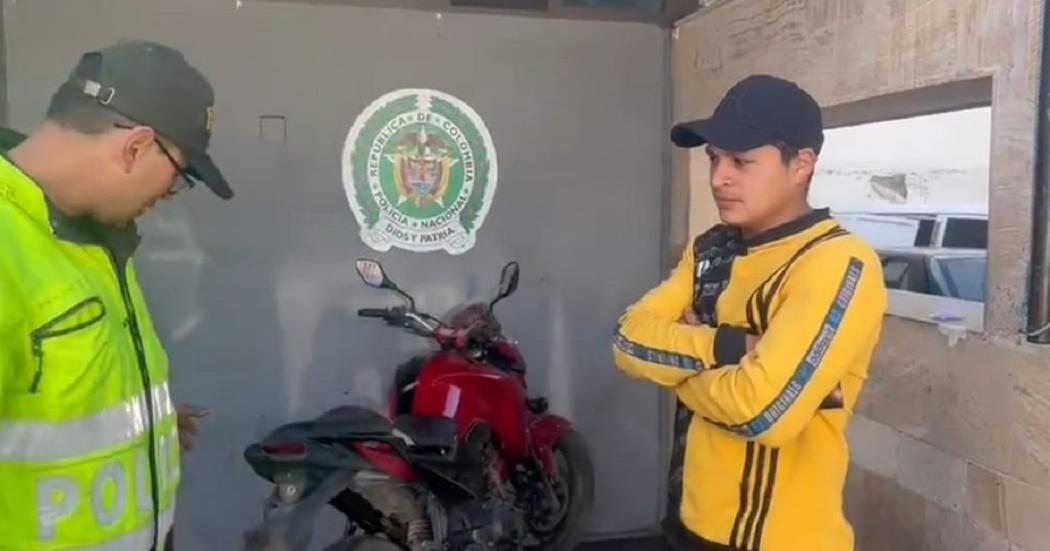 Policía recuperó y devolvió moto a un ciudadano en Ciudad Bolívar