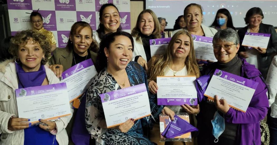 138 mujeres se gradúan en veeduría y control social con enfoque género