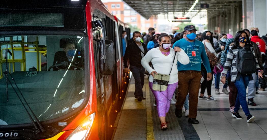 ¿Es obligatorio el uso de tapabocas en transporte público de Bogotá?
