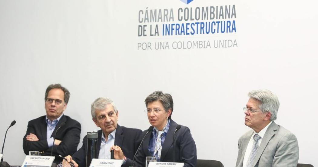 (De izq. a der.) Juan Camilo Pantoja, gerente de Estructuración FDN; Juan Martín