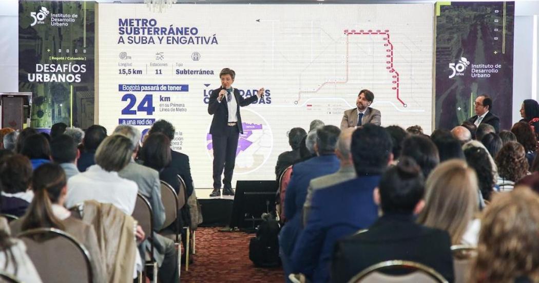 Alcaldesa Claudia López destaca obras del IDU en 50 años de la entidad