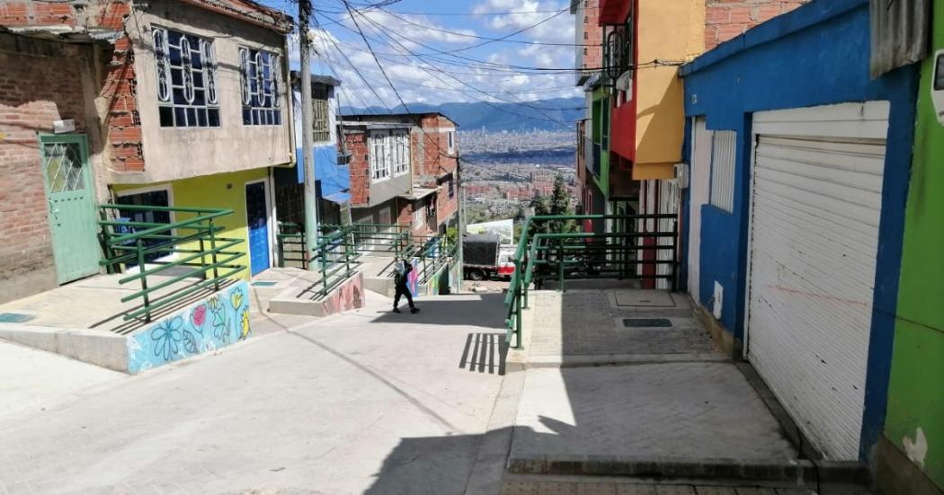 Distrito entregó vías, aceras y escaleras en barrios de Ciudad Bolívar