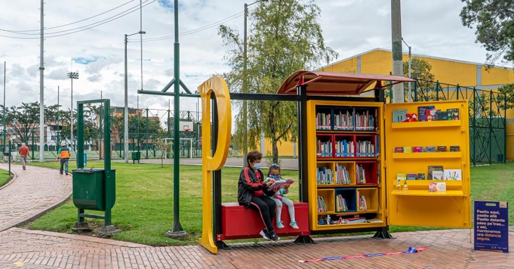 ¿Cuántos paraderos para libros para parques hay en Bogotá en 2023?