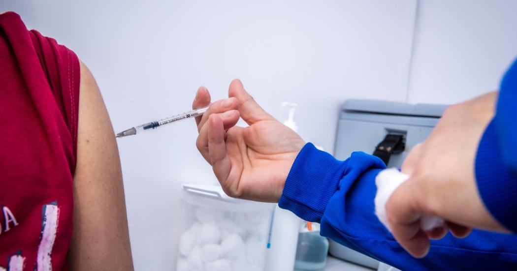 Puntos de vacunación contra COVID-19 en Bogotá hoy 27 de febrero