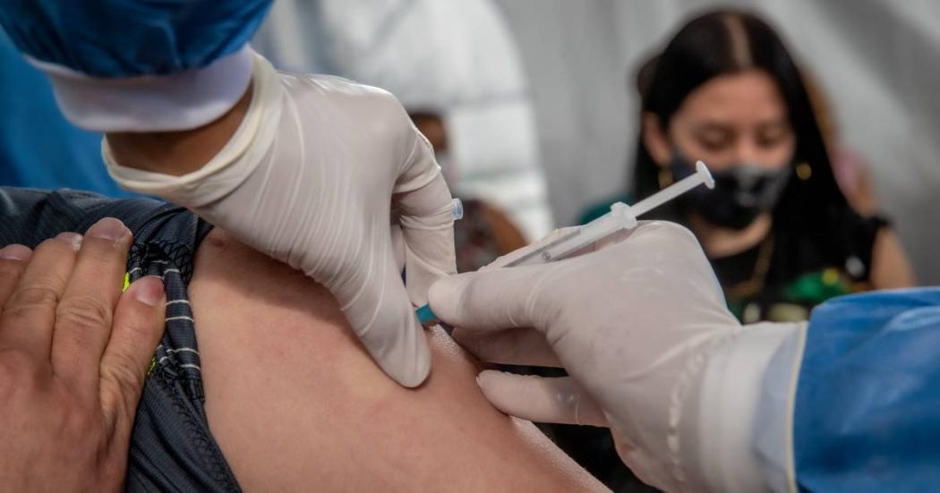  Puntos de vacunación contra COVID-19 en Bogotá hoy 12 de febrero 