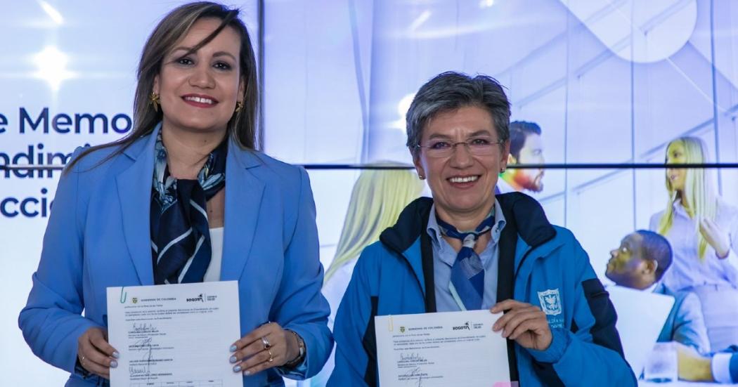 Carolina Corcho, ministra de Salud, y Claudia López, alcaldesa mayor de Bogotá, 