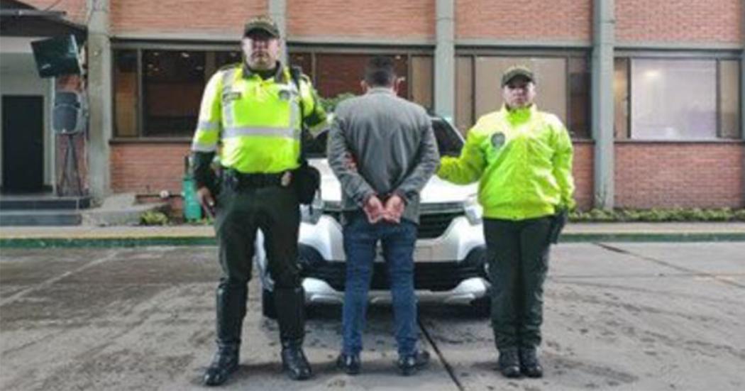 Capturado hombre por el delito de falsedad marcaria ¡Incautaron el vehículo!