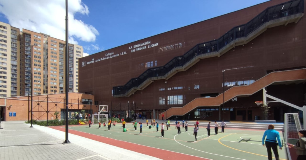 Bogotanos satisfechos con infraestructura de colegios según encuesta
