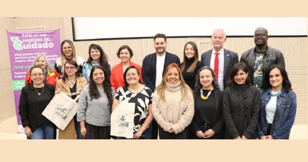 Delegación chilena visita Manzana de Cuidado de Suba para conocerla 