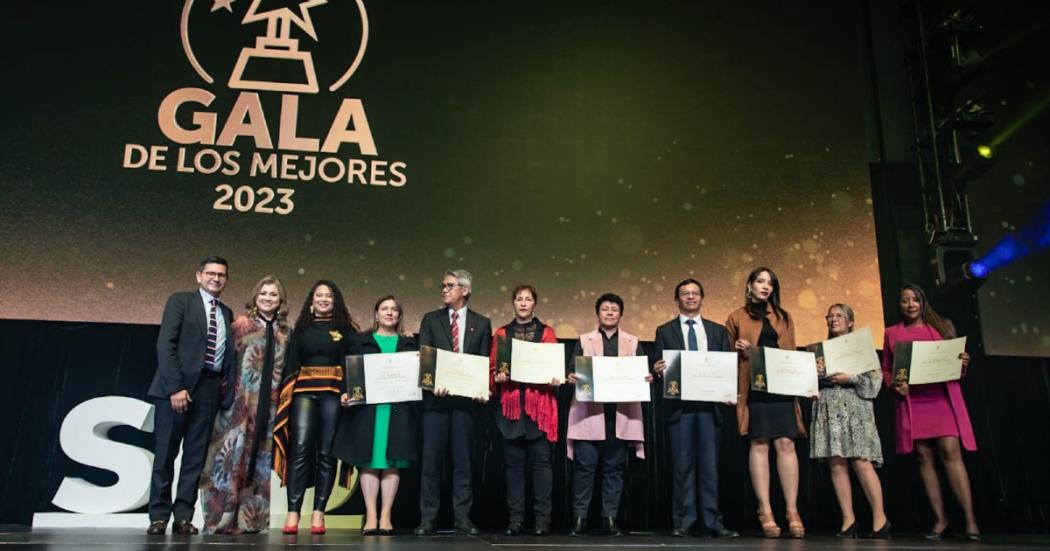 Distrito premió a los mejores de la educación de Bogotá