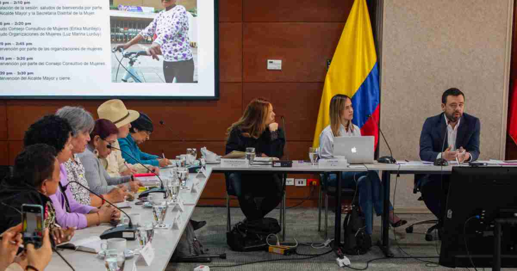 Bogotá avanza en educación, diálogos con Mujeres y postulación a la COP16 